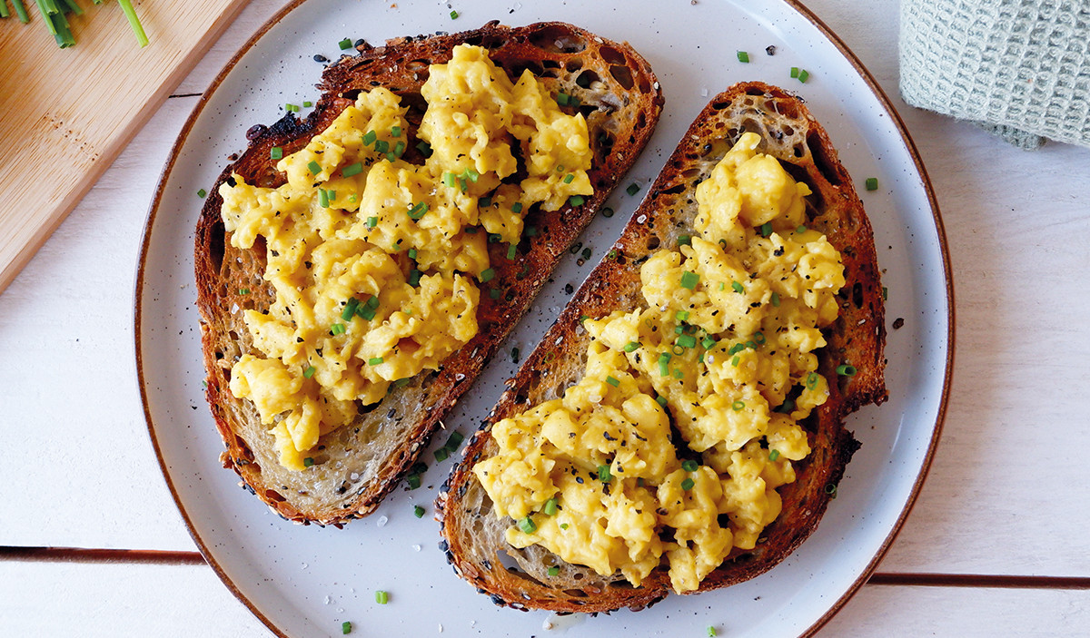 Scrambled OGGS on Toast