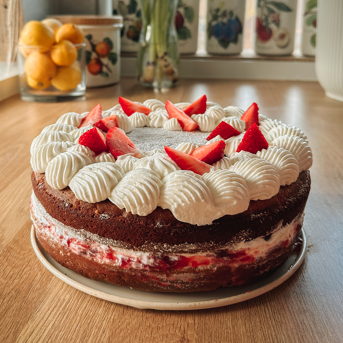 Easy cake recipes | BBC Good Food